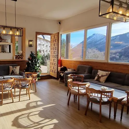 Hotel Tirol 2*